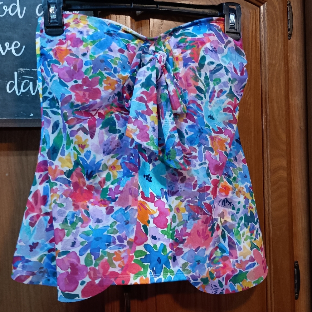 NWT Tommy Bahama Watercolor Floral Sarong Wrap Swim Suit Top With Neck Strap XS